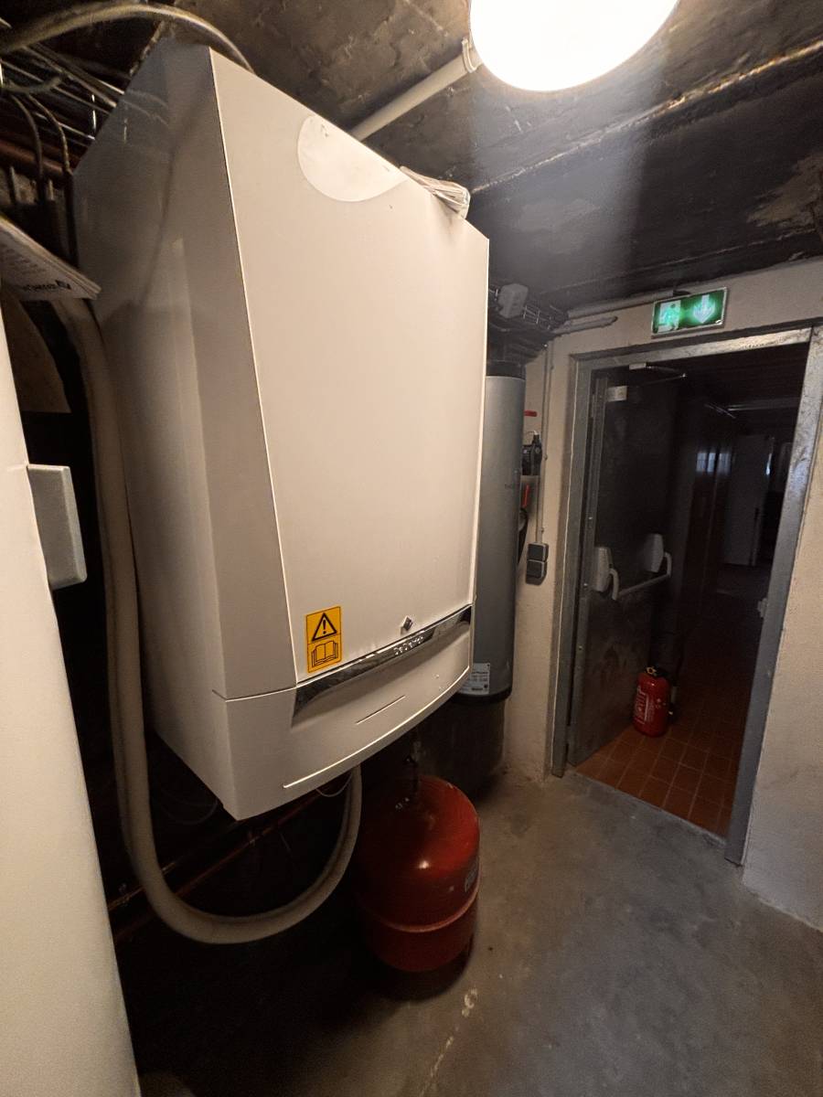 Mise en service d’une pompe à chaleur air/eau après pose à Fontaine-la-Mallet