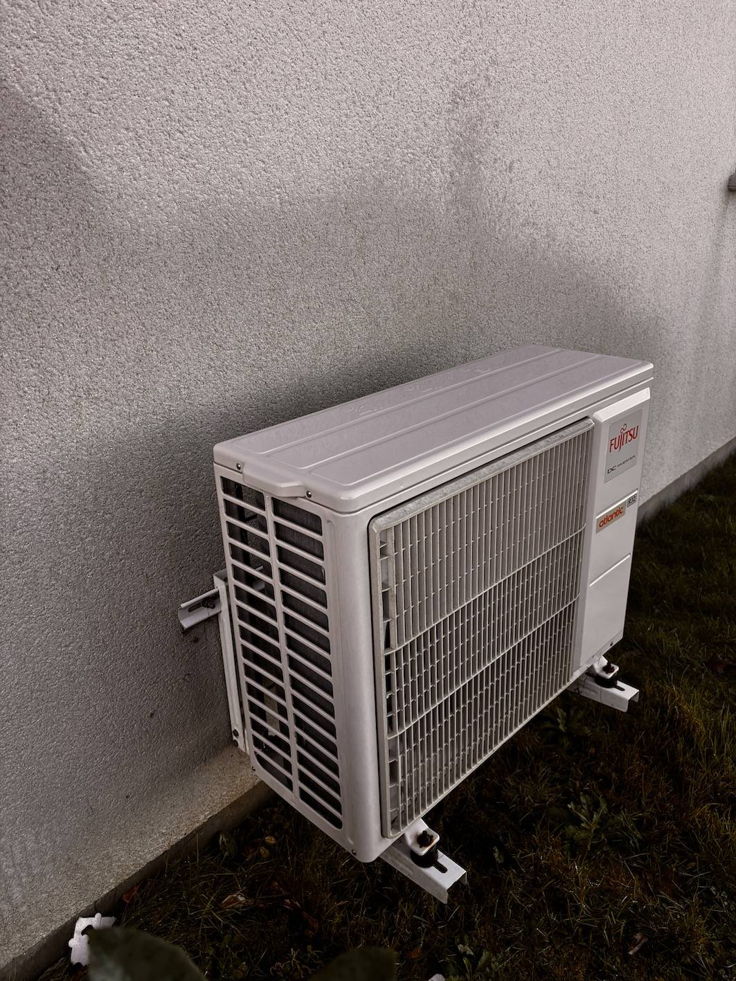 Entretien PAC air/eau à Gravenchon – Port-Jérôme-sur-Seine : éviter le dépannage d’urgence en plein hiver.