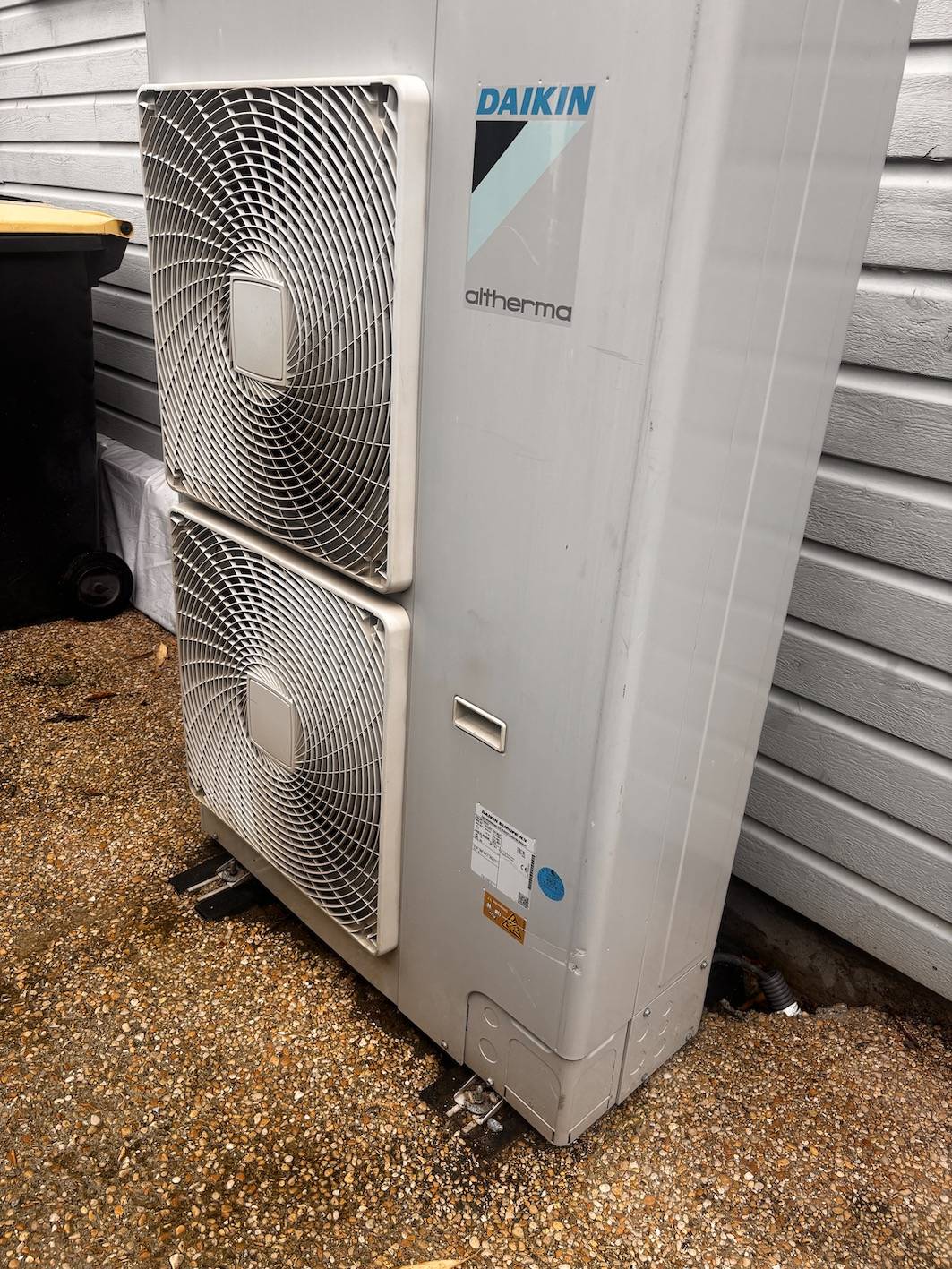 Devis PAC air/eau à Sainneville-sur-Seine : checklist des points à exiger avant de signer pour éviter surcoûts et mauvaises surprises