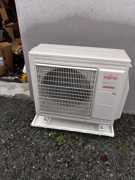 Installation PAC air/eau à Rolleville : vérifier compatibilité du logement et habitudes de chauffe avant de signer un devis.