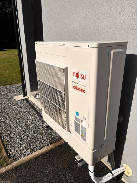 Dépannage PAC air/eau à Gruchet-le-Valasse : pression qui baisse et radiateurs tièdes, identifier la cause sans dérégler.