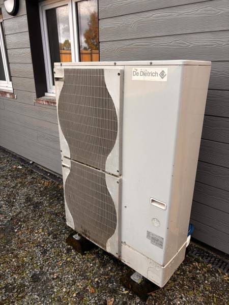 Dépannage d'une pompe à chaleur air/eau dans une maison à Goderville