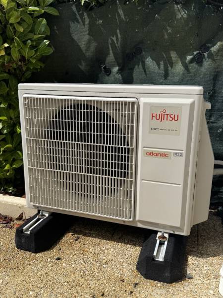 Dépannage PAC air/air à Épouville : identifier le symptôme et préparer les infos clés pour une intervention plus rapide.