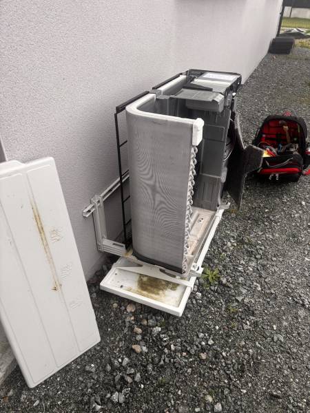 Installation PAC air/air à Épouville : bien choisir entre mono-split et multi-split pour un confort durable.